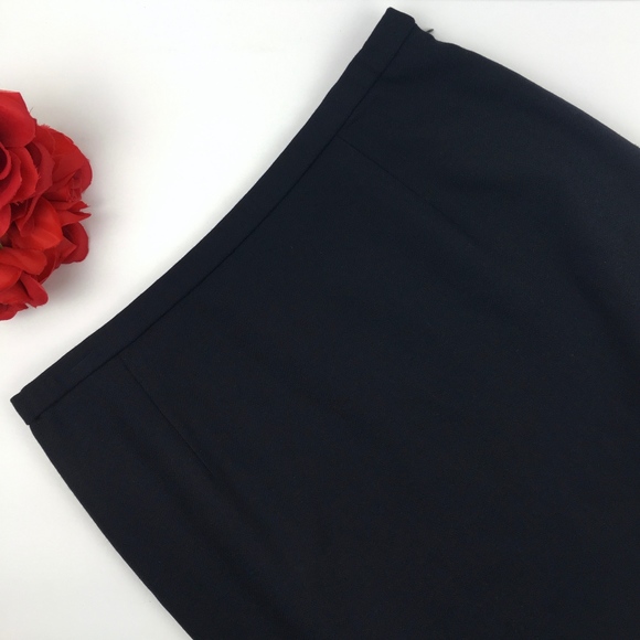 Pendleton Dresses & Skirts - PENDLETON Black WOOL Pencil Skirt Size 12 Petite